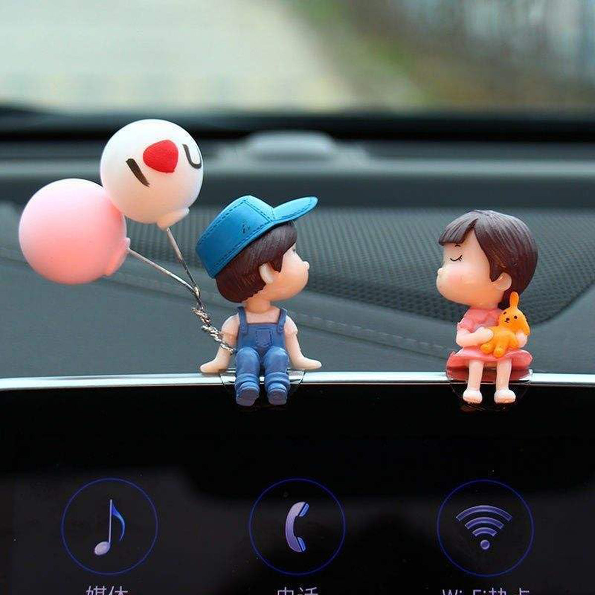 Plastic Cute Couple Car Dashboard Decoration Figurine Set (1 Set)